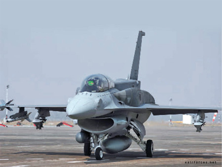 Pakistan tiếp tục nhận các chiến đấu cơ F-16 mới