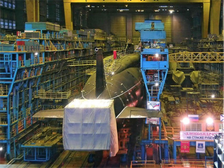 Lãnh đạo hải quân Nga hứa sẽ hoàn thành tàu ngầm cuối cùng lớp Antey