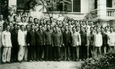 Báo Quân đội nhân dân 44 năm trước