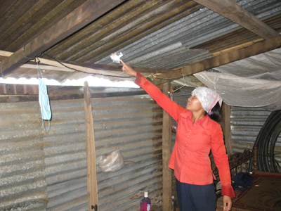 Gây thiệt hại tài sản, đe dọa tính mạng người dân