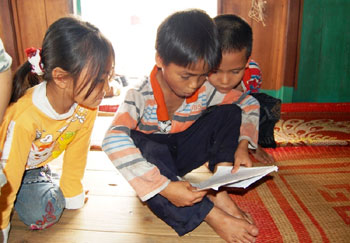 Bấp bênh con chữ vạn chài