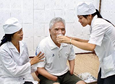 Tri ân những người có công với đất nước