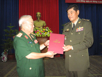 Tổ chức lễ tốt nghiệp cho 500 học viên