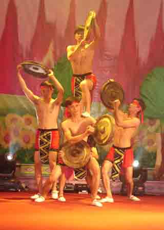 Người lao động Binh đoàn 15 lên sân khấu