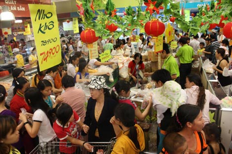 Hàng Tết trong siêu thị đã thực sự an toàn?