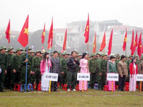Tuổi trẻ tỉnh Hoà Bình nô nức lên đường nhập ngũ
