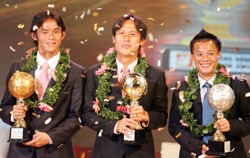 Minh Phương, Kim Hồng đoạt Quả bóng vàng Việt Nam năm 2010