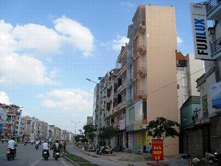 Hà Nội ra quân  xử lý nhà, đất “siêu mỏng, siêu méo”