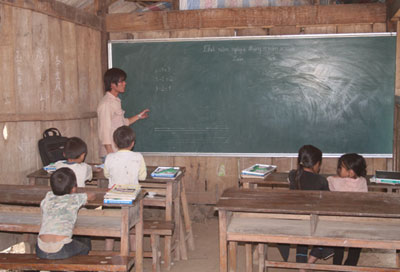 Chữ về với bản Nậm Kinh