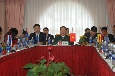 Quan chức quốc phòng ASEAN họp hẹp chuẩn bị cho ADSOM+WG