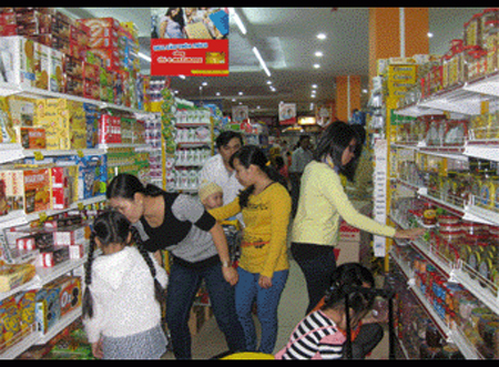 Hàng Việt thống lĩnh thị trường Tết