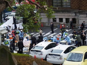 Hơn 1.100 người chết và mất tích sau vụ động đất