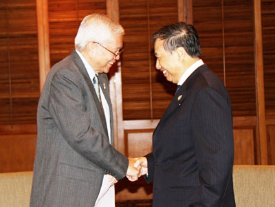 Phó thủ tướng Phạm Gia Khiêm gặp Bộ trưởng Ngoại giao Phillipines