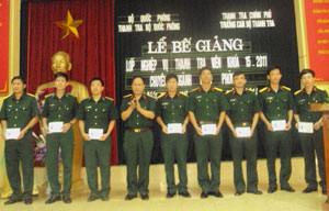 Bế giảng lớp Nghiệp vụ thanh tra viên chuyên ngành quốc phòng