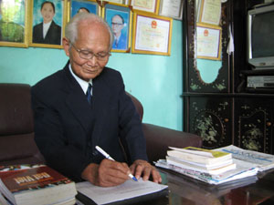 Thầy Luân “bốn trong một”