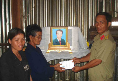 Quyết không để dân đói, rét