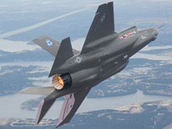 Nhật Bản chuyền hướng quan tâm tới F-35