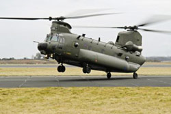 Anh nâng số lượng máy bay CH-47 Chinook lên 70 chiếc