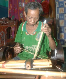 Thổn thức tiếng lòng