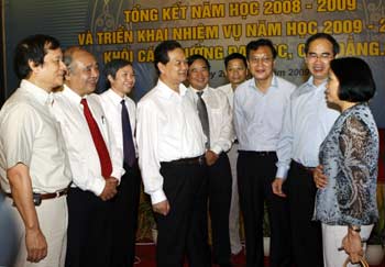 Xây dựng các trường đại học Việt Nam ngang tầm quốc tế