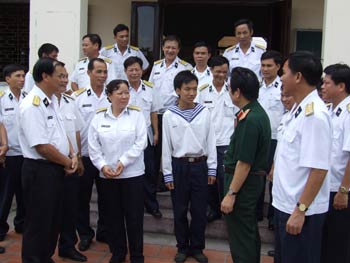 Giao lưu điển hình làm theo tấm gương đạo đức Hồ Chí Minh ở Vùng A Hải quân (Bài 1)