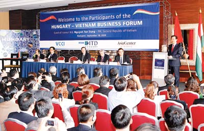 Thủ tướng Nguyễn Tấn Dũng kết thúc tốt đẹp chuyến thăm chính thức Hung-ga-ri