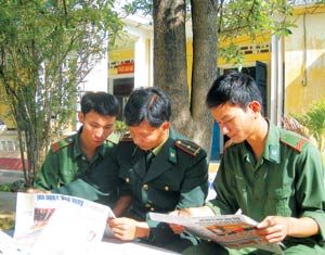 Vững tin giữ đảo