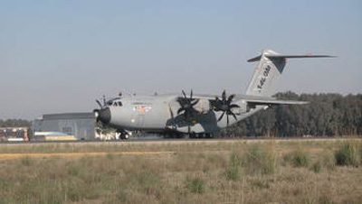 EADS có thể từ bỏ dự án A400M