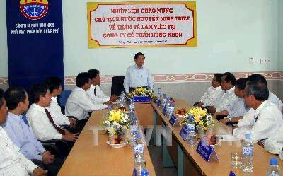 Chủ tịch nước Nguyễn Minh Triết làm việc tại Bình Phước