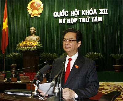 Thủ tướng Nguyễn Tấn Dũng báo cáo giải trình và trả lời chất vấn