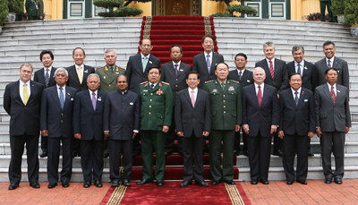 Tăng cường hợp tác quốc phòng  phục vụ sự nghiệp xây dựng và bảo vệ Tổ quốc Việt Nam XHCN, đóng góp cho hoà bình, ổn định, phồn vinh trong khu vực