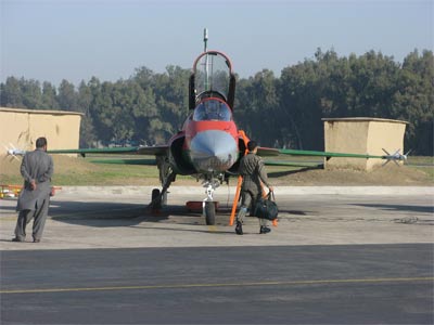 Pakistan thành lập phi đoàn JF-17 Thunder đầu tiên