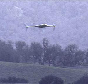 Bat 12 UAS hoàn thành chuyến bay đầu tiên