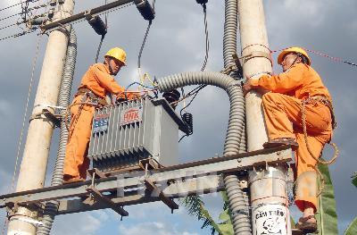 Cần góp sức để tránh bão giá