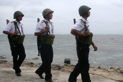 Tổ quốc nơi đầu sóng (Bài 2)