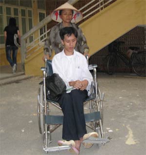 Vòng xe chứa chan tình mẹ