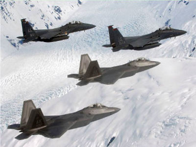 Không quân Mỹ phát triển chiến thuật mới cho máy bay F-15 và F-22