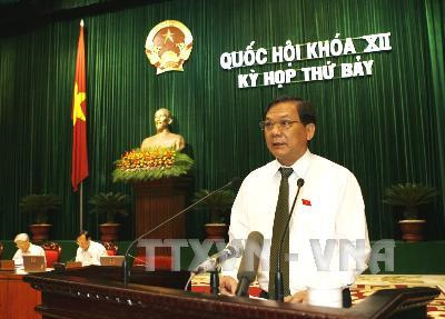 Nghe giải trình và báo cáo thẩm tra 3 dự án luật