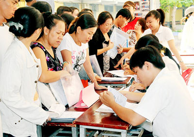 Tuyển sinh lớp 6 - Cuộc đua vào trường điểm