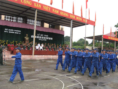 Quân đội hưởng ứng Chiến dịch “Làm cho thế giới sạch hơn” năm 2010