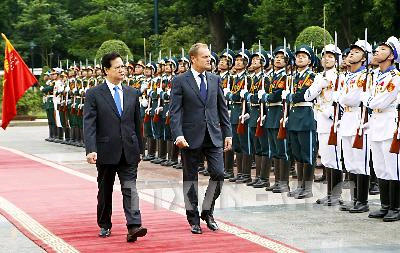 Lãnh đạo Đảng, Chính phủ tiếp, hội đàm với Thủ tướng Ba Lan Đô-nan Tút-xcơ