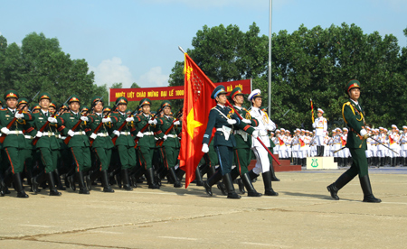 Nhiều ý kiến sâu sắc đóng góp về quốc phòng, an ninh
