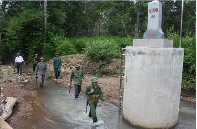 Đường biên tự quản ở Krông Na