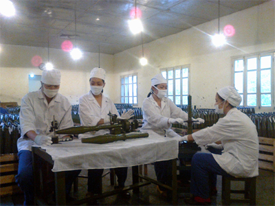 Bình dị những người nữ lính thợ Z131