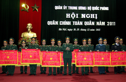 Phong trào thi đua Quyết thắng năm 2012: “Sáng tạo, kỷ cương, an toàn, quyết thắng”