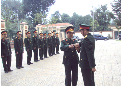 Trung tướng Nguyễn Quốc Khánh, Phó Tổng tham mưu trưởng kiểm tra công tác huấn luyện, SSCĐ tại Đoàn M44