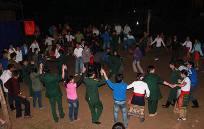 Những ngày tình nguyện ở Tằng Phăn