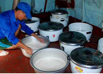 Chuyện bữa ăn trên con tàu HQ -936