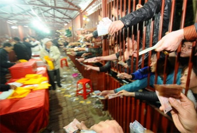 “Nóng” vấn đề lễ hội, trùng tu, xét tặng giải thưởng…