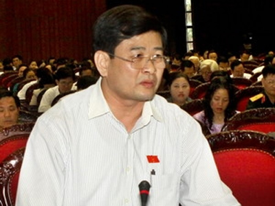 Hiến pháp chỉ quy định những vấn đề lớn